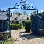 Domaine De Saint-saturnin