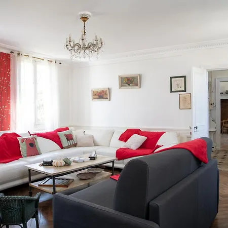 Domaine De Saint-saturnin Holiday home Morvillers-Saint-Saturnin